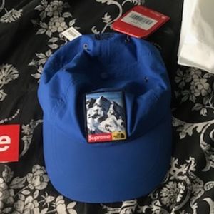 Supreme TNF Mountain 6 Panel Hat Royal